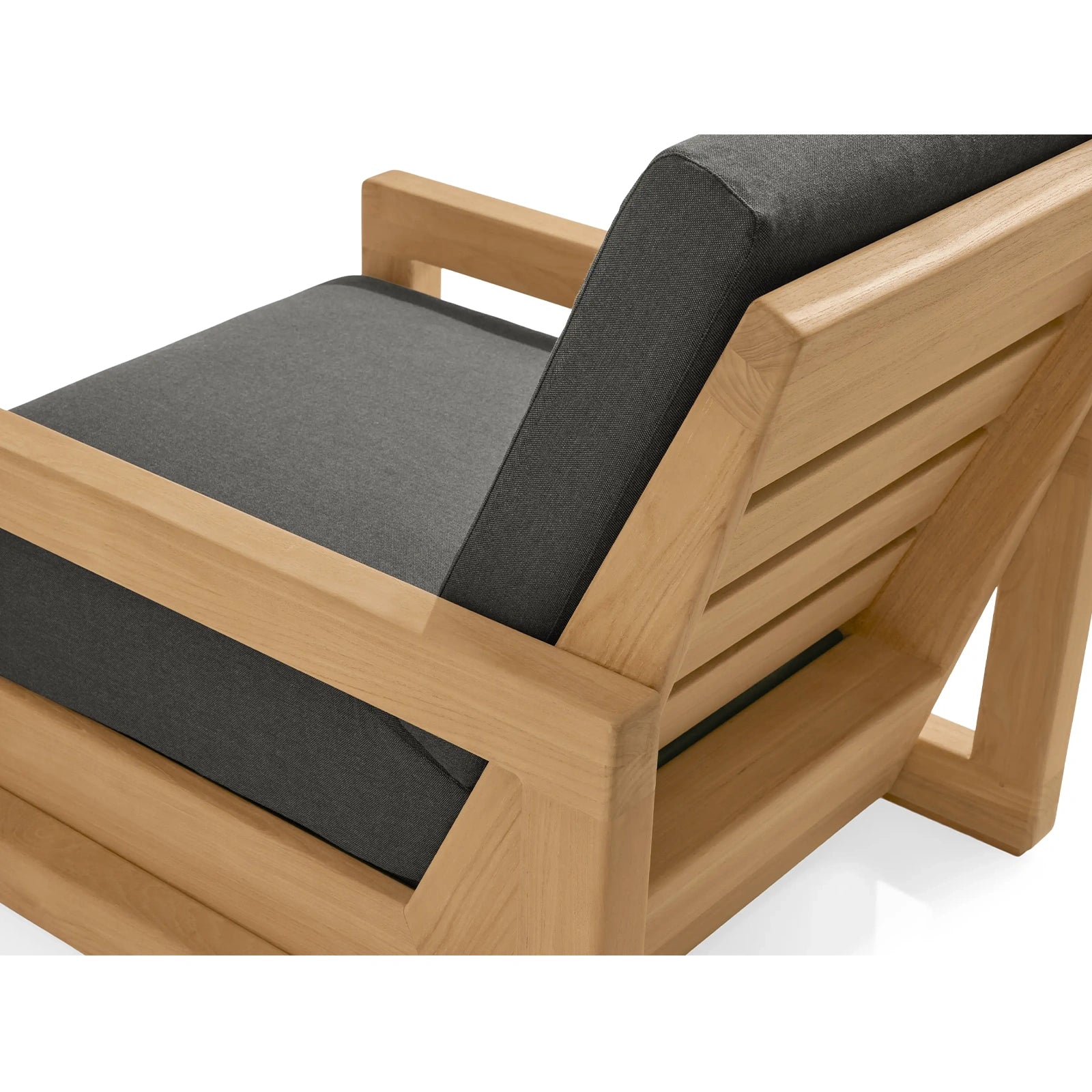 Wistport Outdoor Lounge Chair