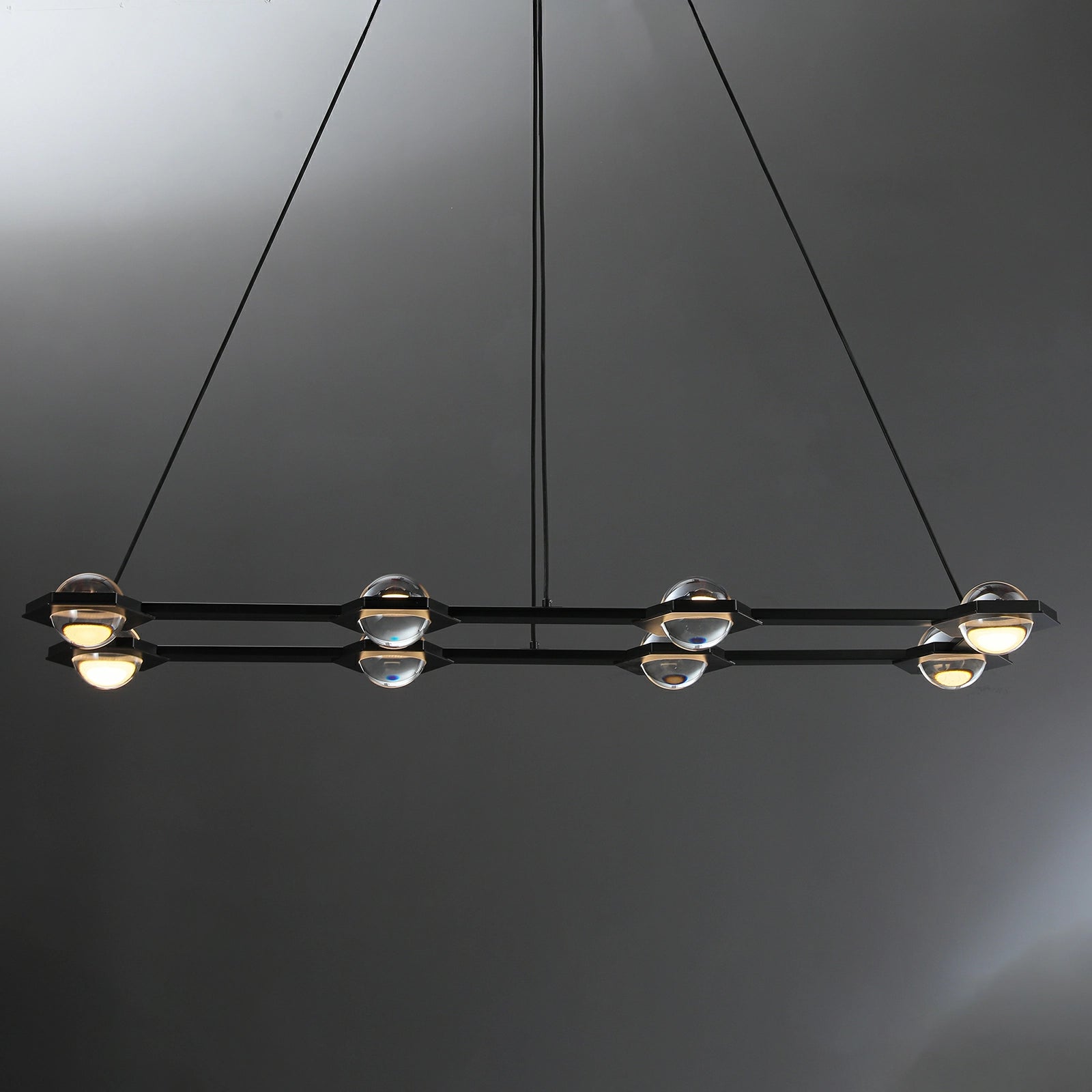 Éclatano Linear Chandelier