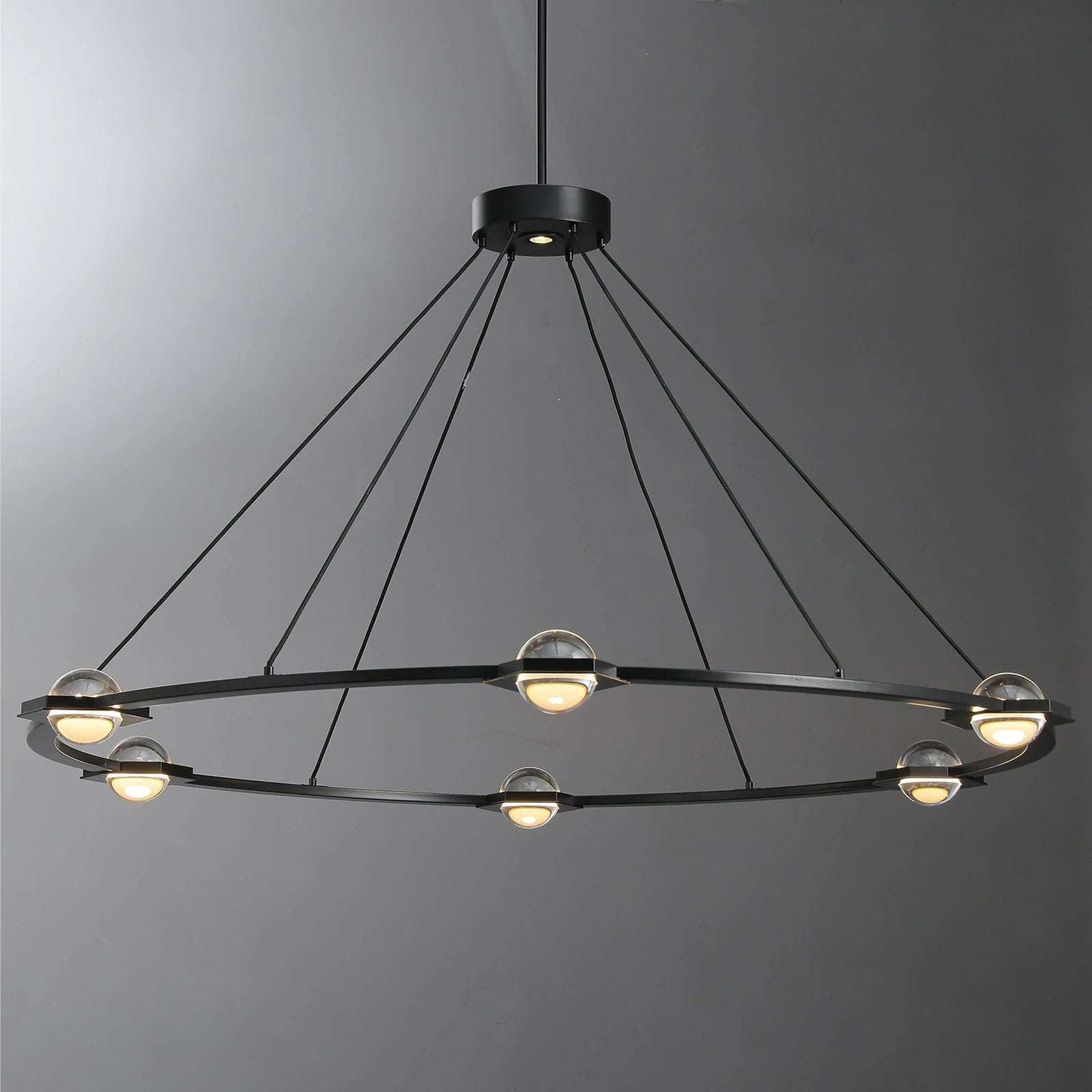 Éclatano Round Chandelier