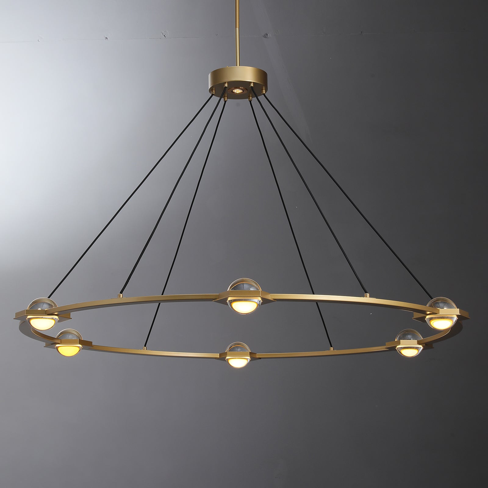 Éclatano Round Chandelier