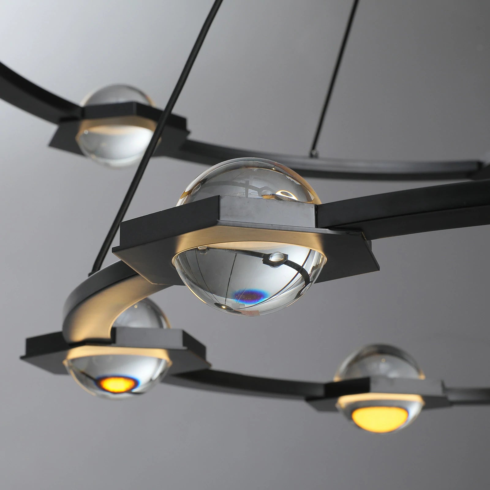 Éclatano 2-Tier Round Chandelier