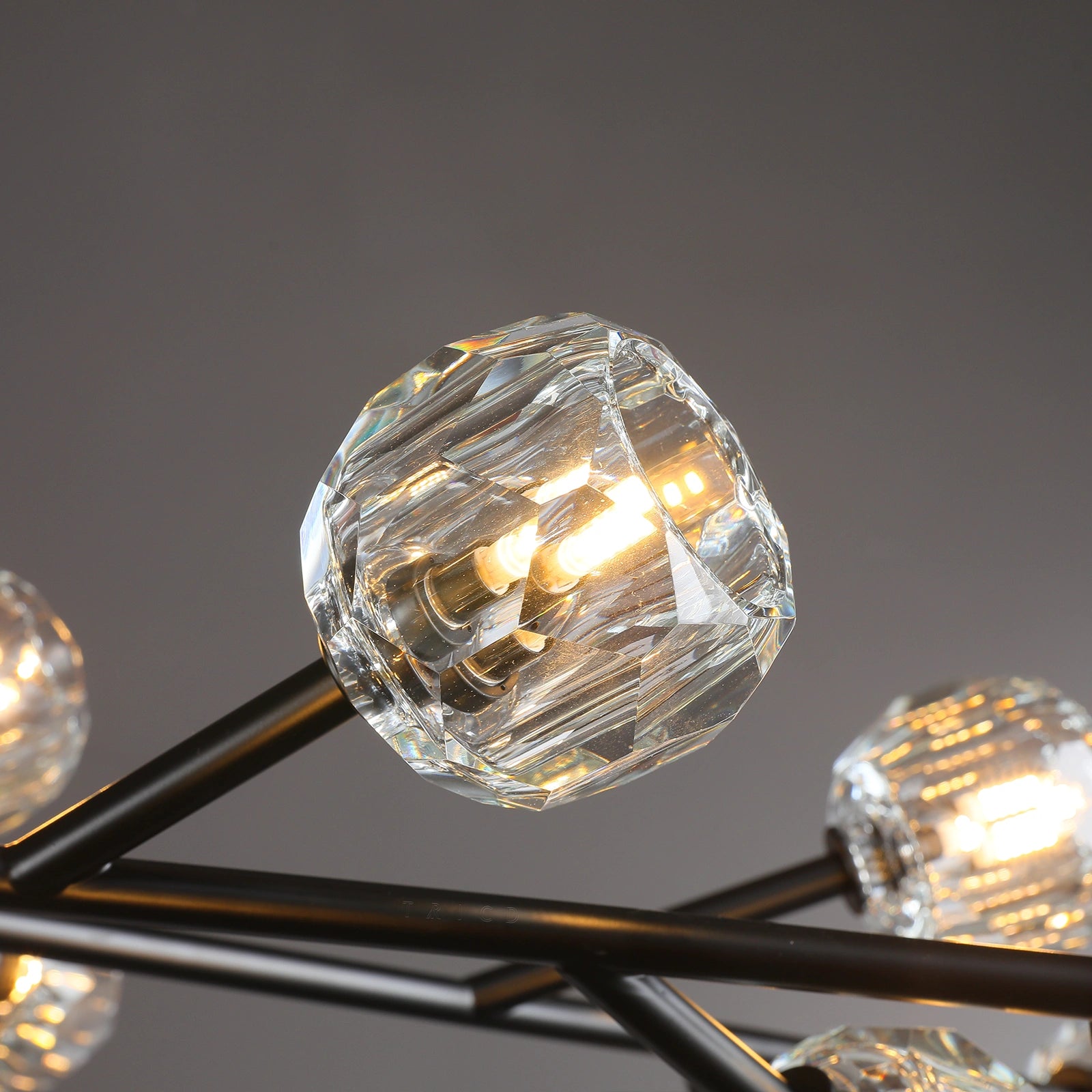 Boule Du Glass Round Chandelier