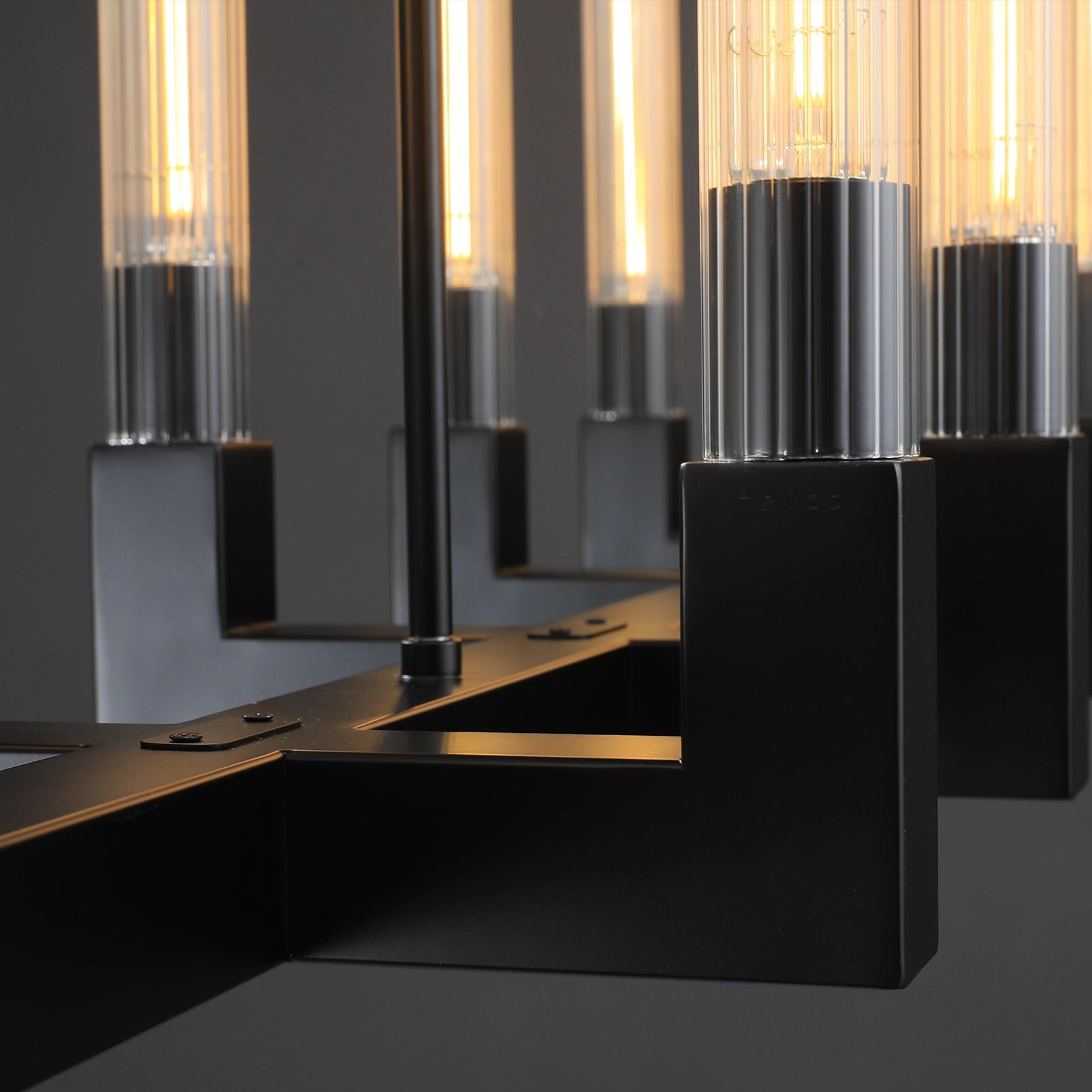Danle Linear Chandelier