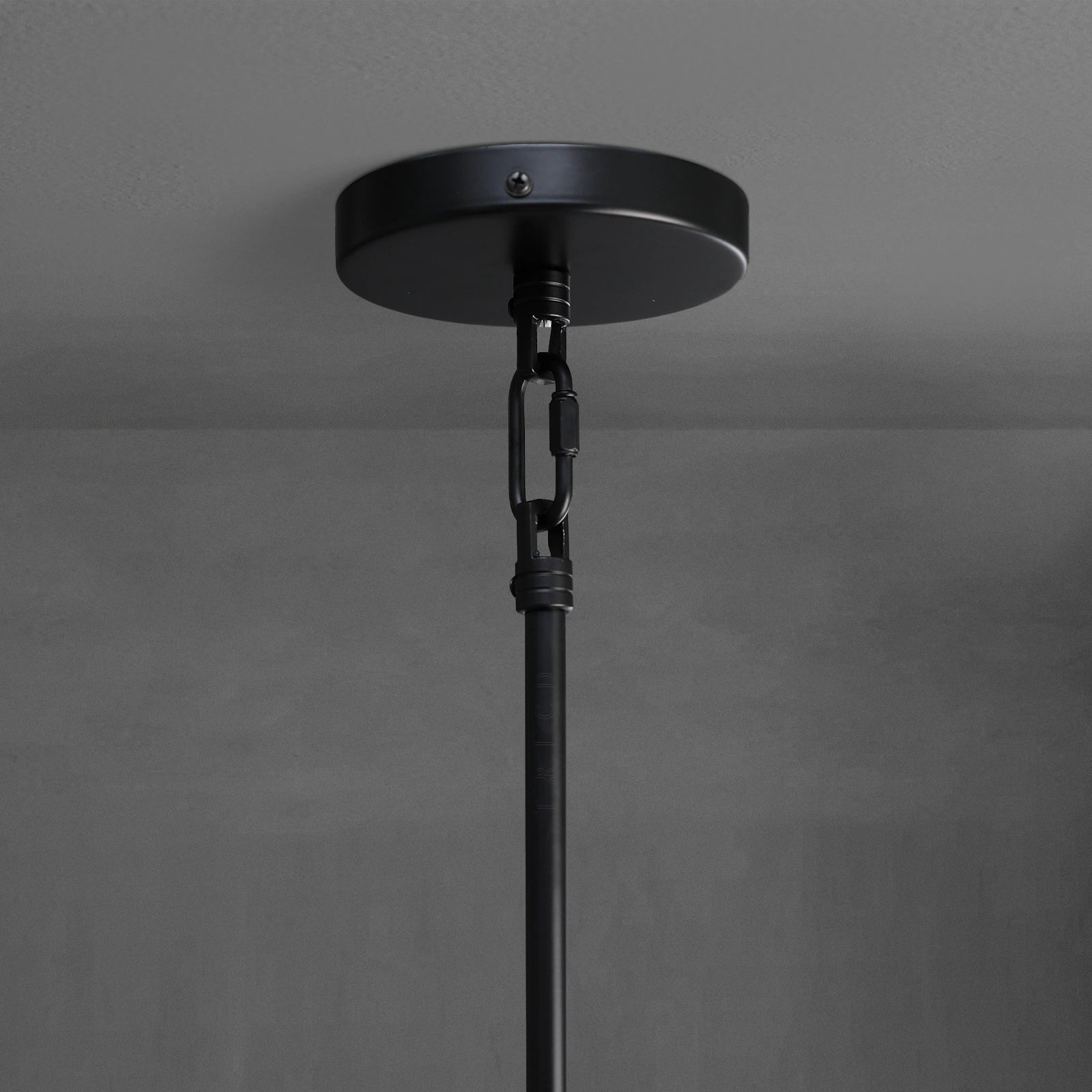 Rivelle Pendant