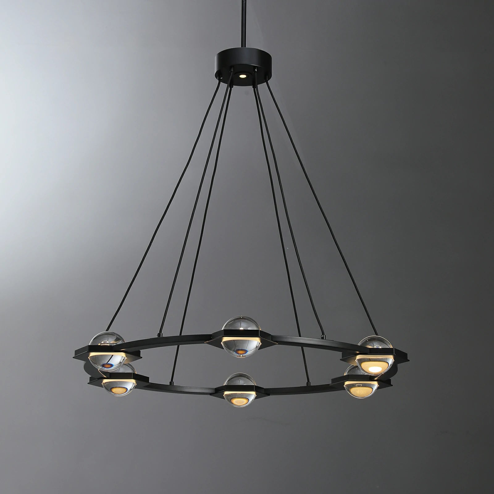 Éclatano Round Chandelier