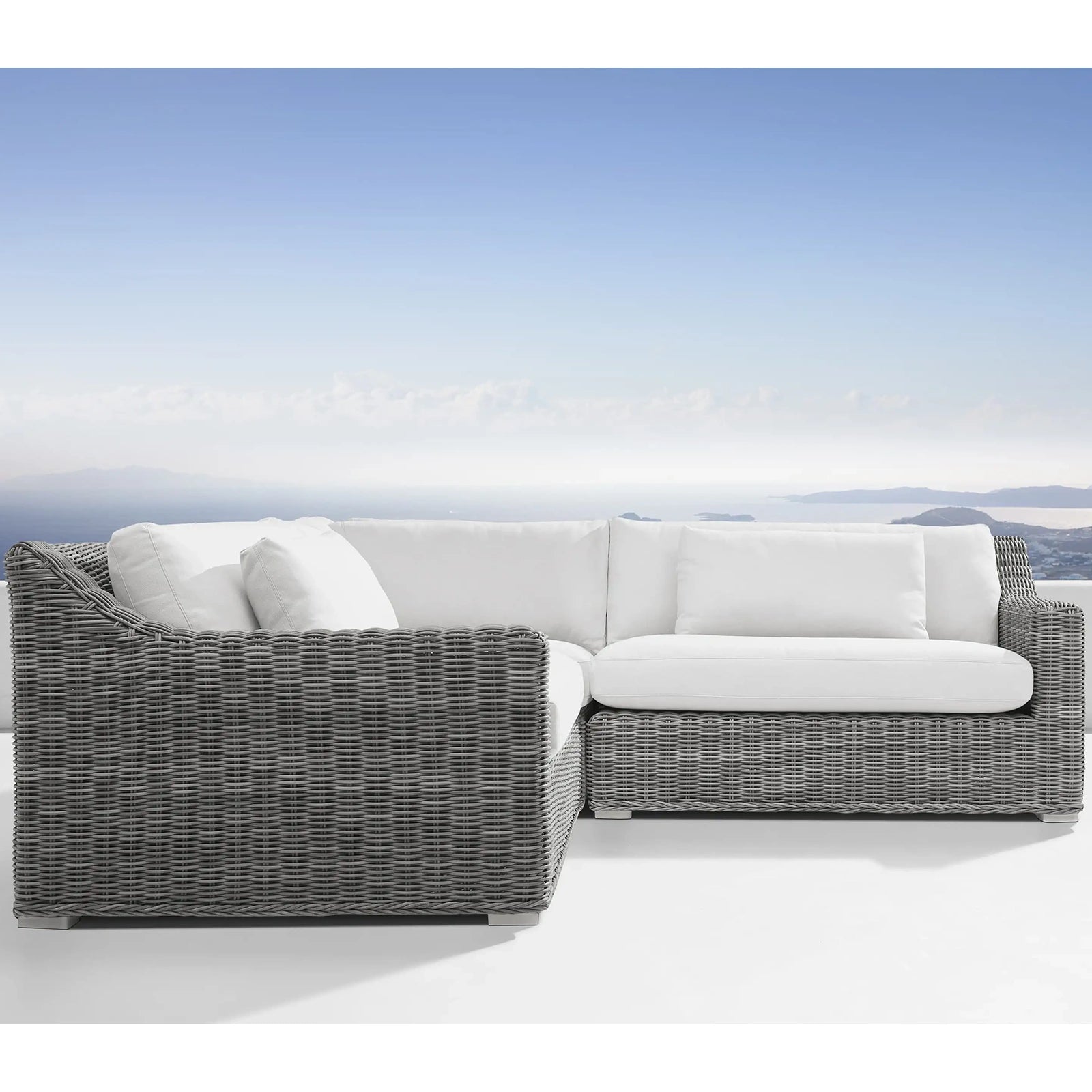 Montaul Outdoor Three-Piece Sectional
