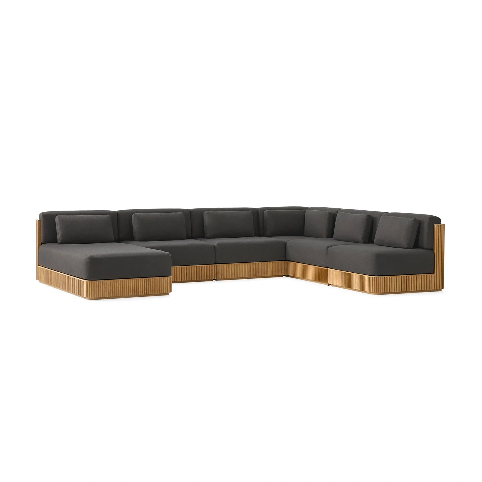 Teaumont Outdoor Six-Piece Sectional with Chaise