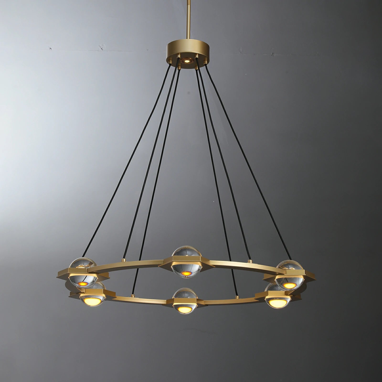 Éclatano Round Chandelier