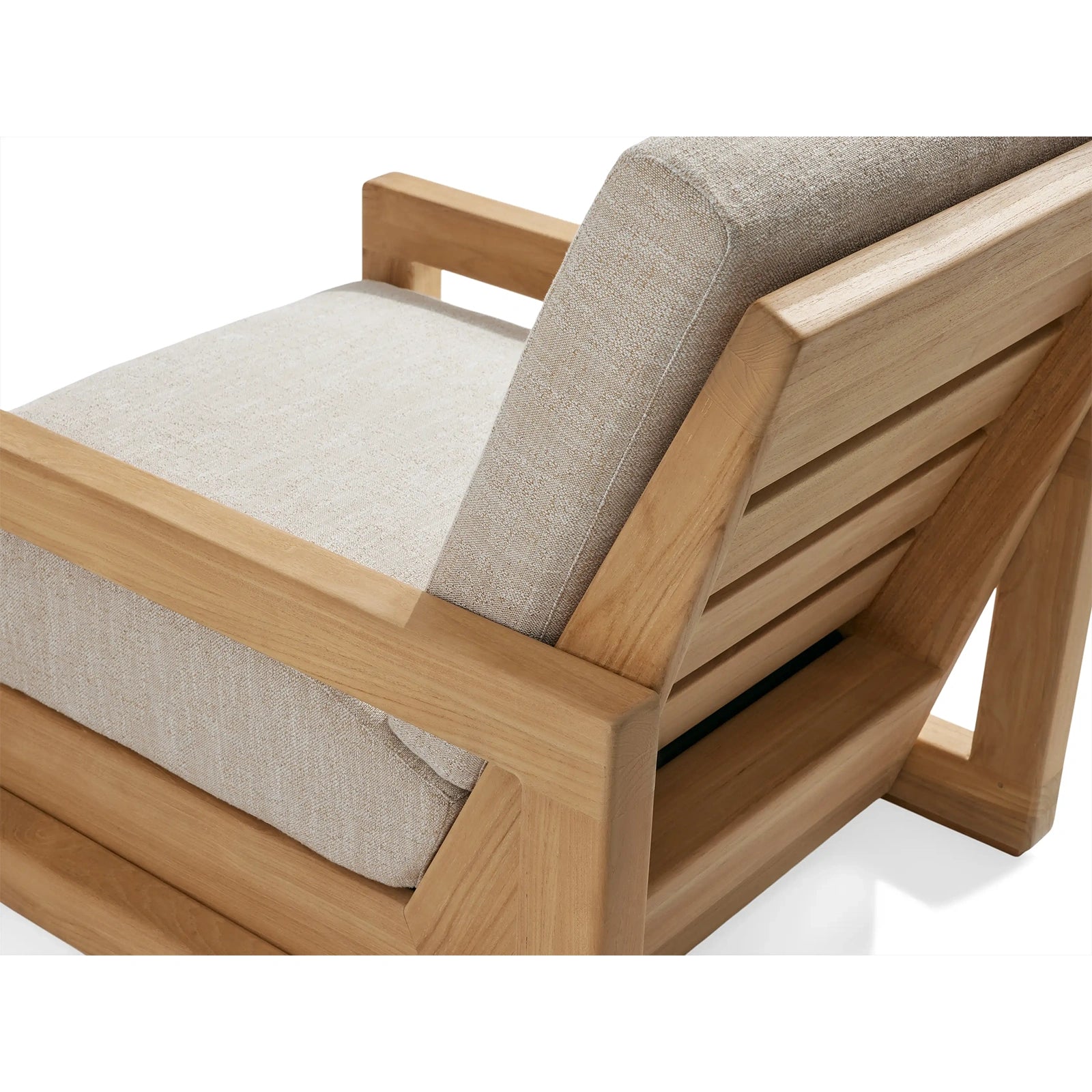 Wistport Outdoor Lounge Chair