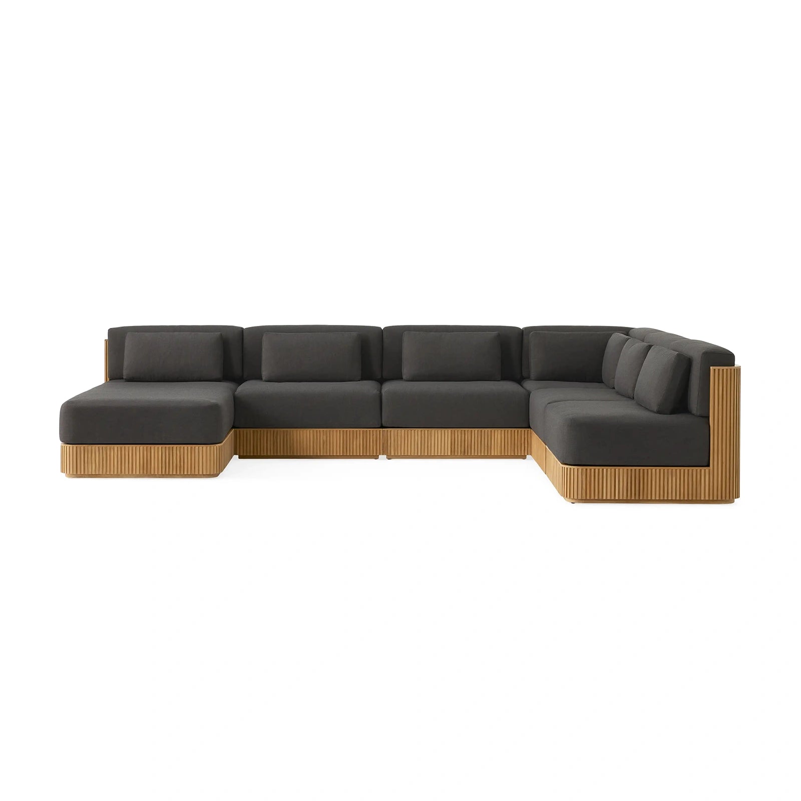 Teaumont Outdoor Six-Piece Sectional with Chaise