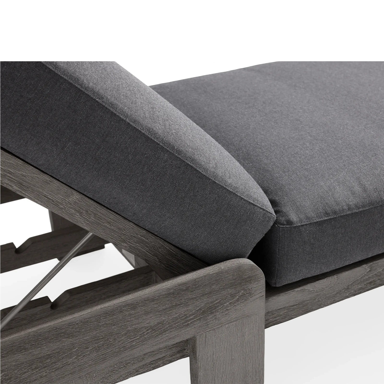 Nilos Outdoor Chaise