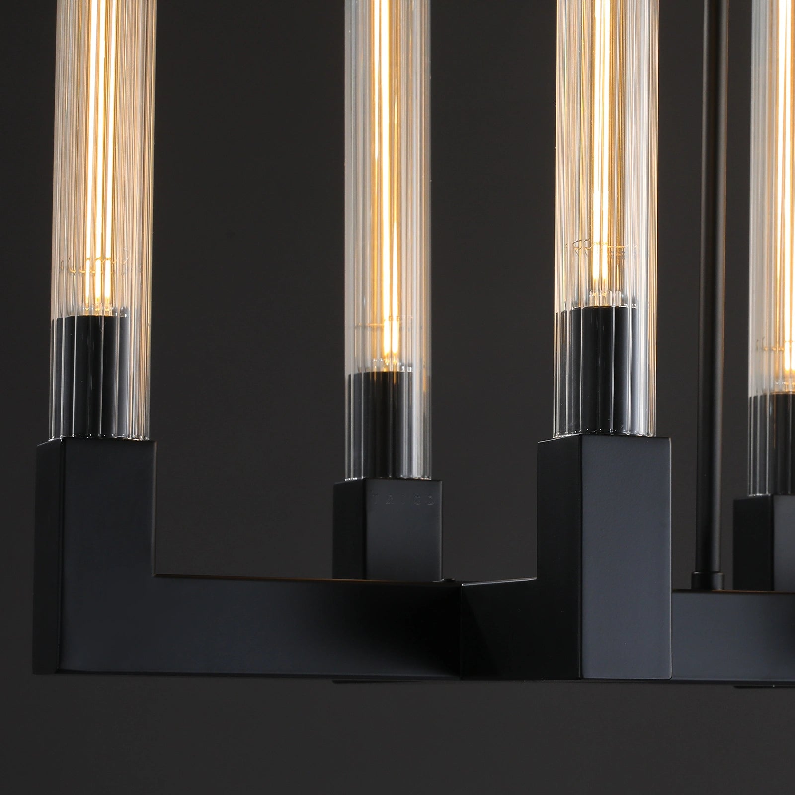 Danle Linear Chandelier