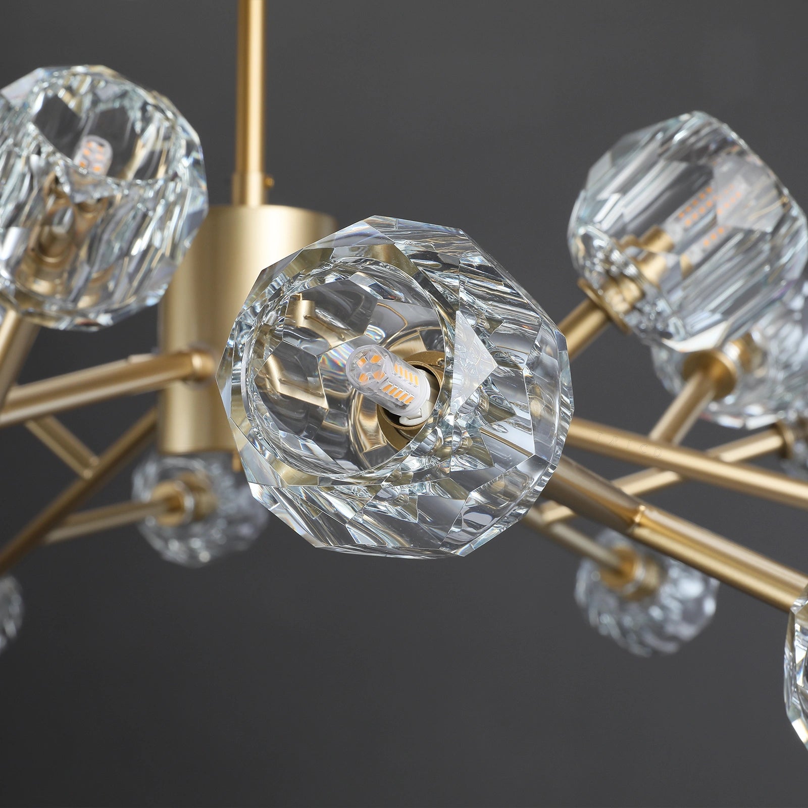 Boule Du Glass Round Chandelier