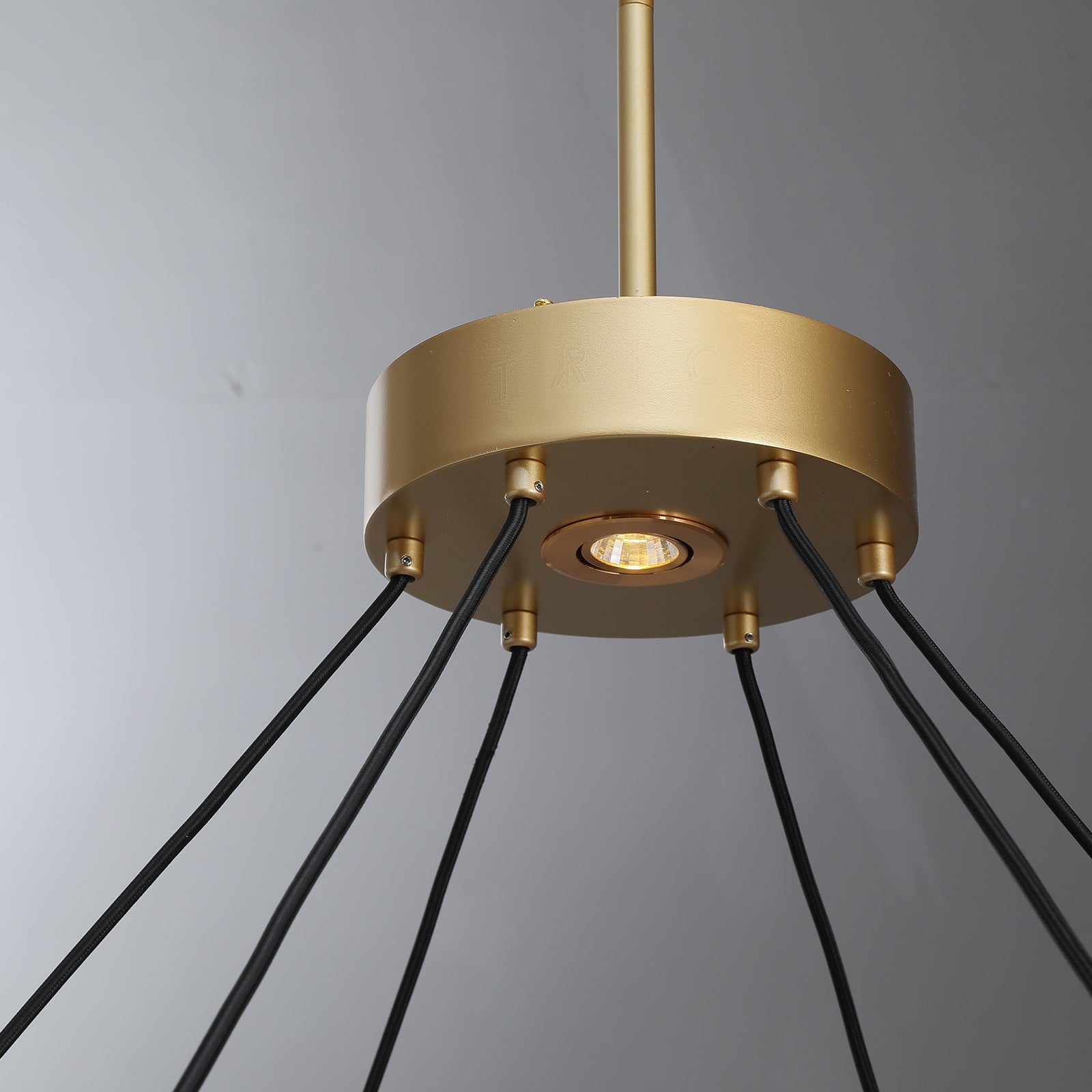 Éclatano Round Chandelier