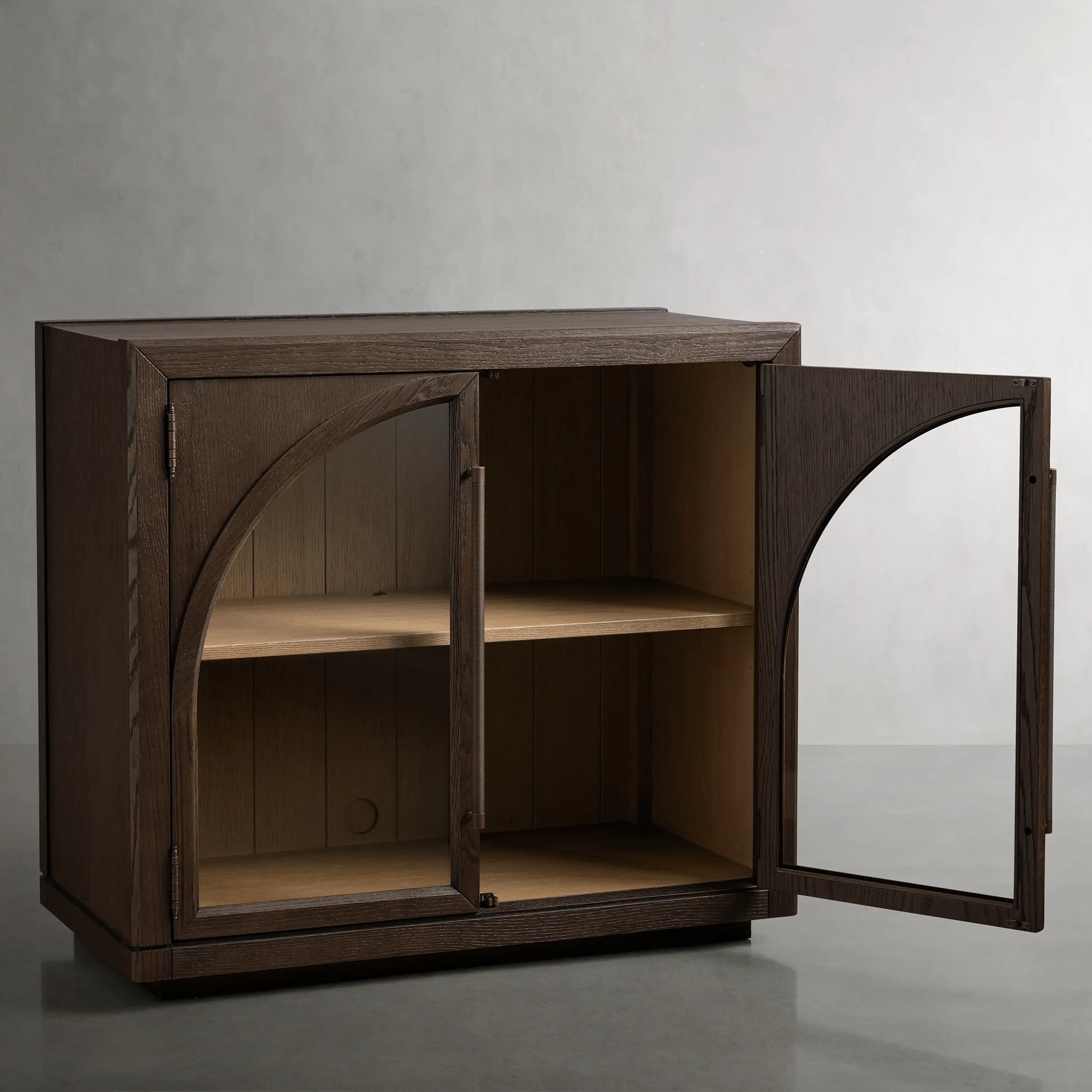 Hattior Hall Chest