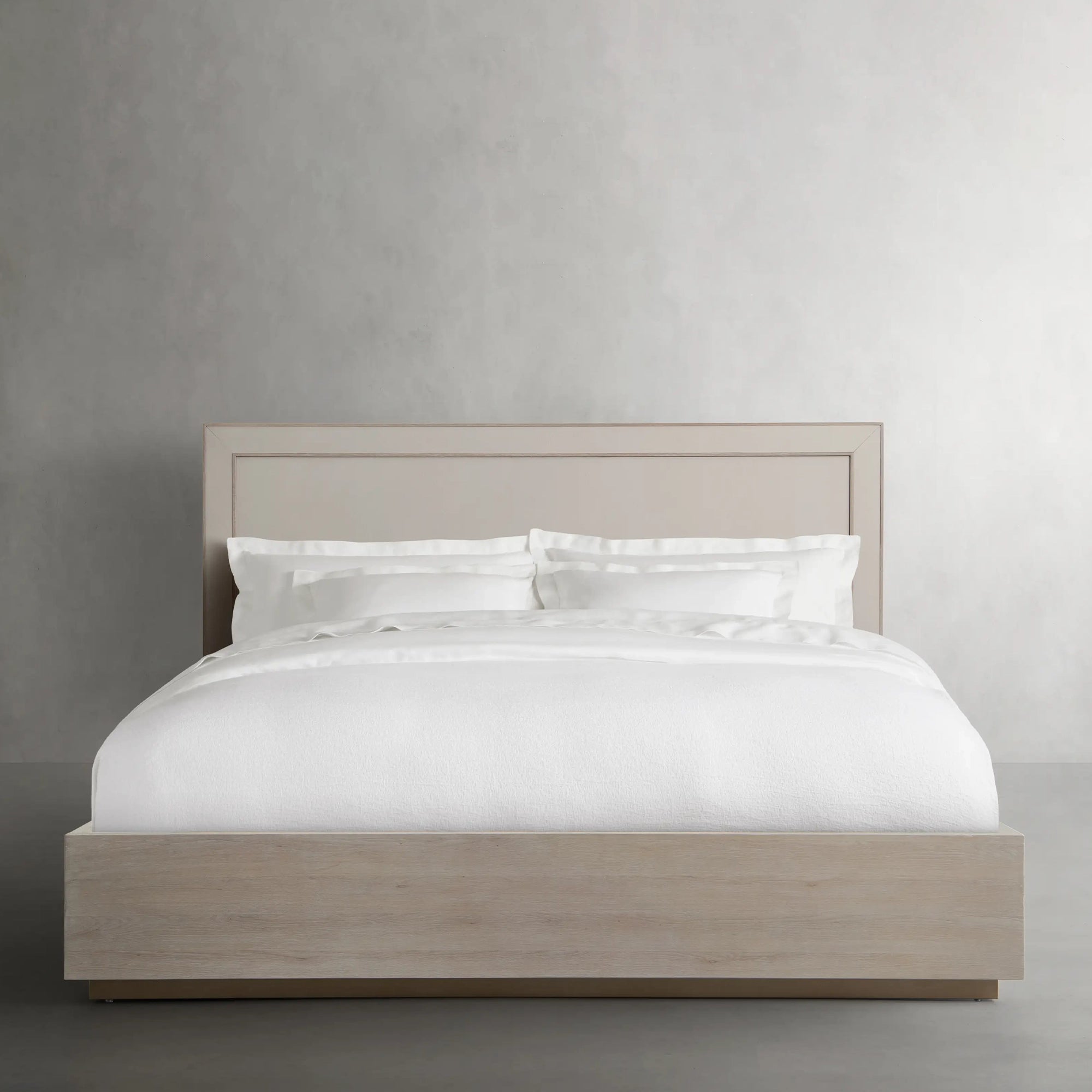 Malone Plinth Bed