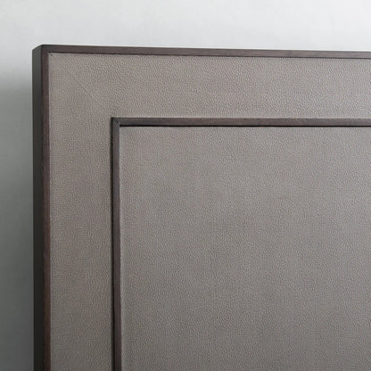 Malone Plinth Bed